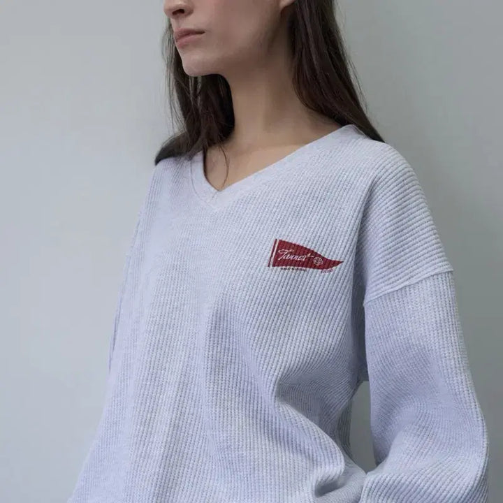 [SOLD OUT] 타낫 T/T Signature flag logo sweatshirt맨투맨