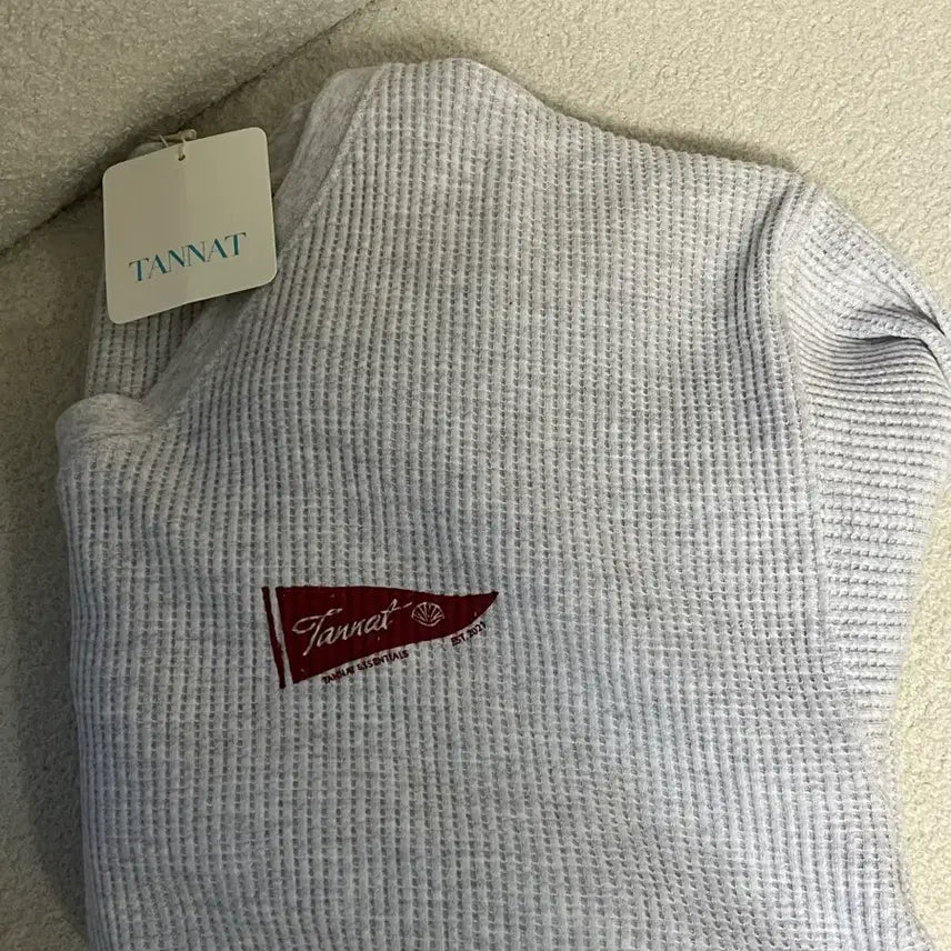 [SOLD OUT] 타낫 T/T Signature flag logo sweatshirt맨투맨