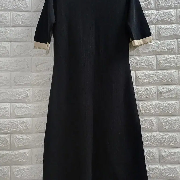 [BUNJANG] Black Knit Dress / 블랙 카라니트 원피스