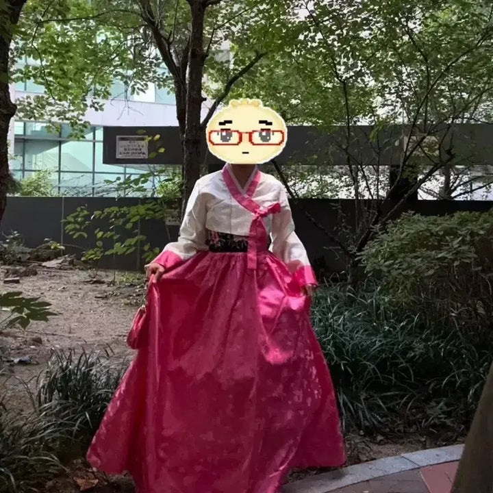 [BUNJANG] Graduation Photos Pink Traditional Hanbok Rental / 왕사남 졸업사진 대여 졸업 코스프레 핑크색 전통 한복