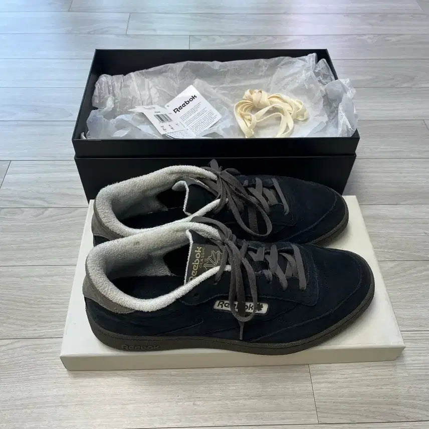 [BUNJANG] Reebok x End. Club C 85 Sneakers / Reebok x End. Club c 85