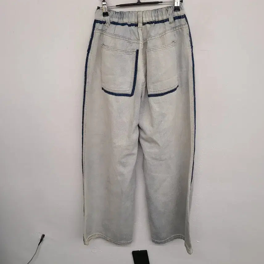 [SOLD OUT] [여성66 size] 뒷밴딩 워싱 데님 팬츠 청바지