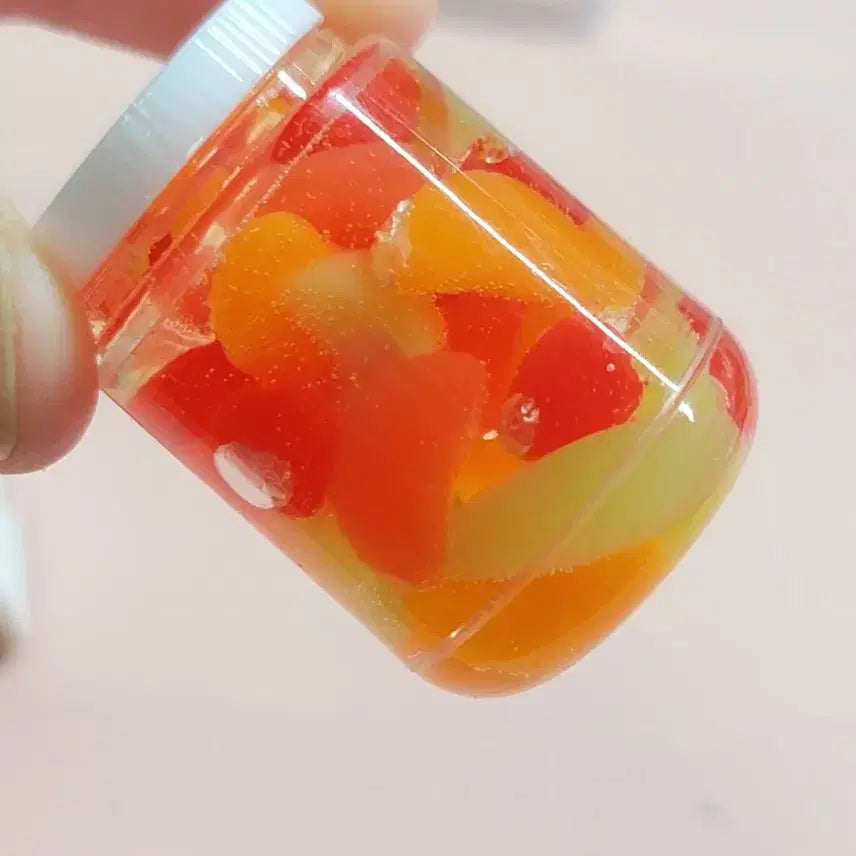 [BUNJANG] Rare Japanese Classic Department Store Fruit Can Miniature Gacha / [희귀가챠] 일본 고전 백화점 병 과일통조림 미니어쳐가챠