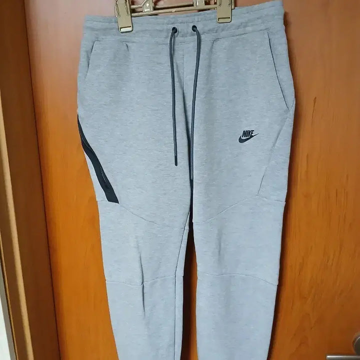 [SOLD OUT] 나이키 테크 플리스 조거 회색