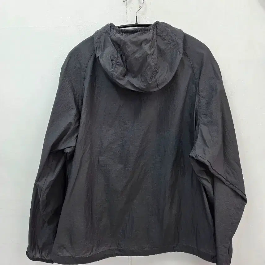 [SOLD OUT] M 2026 무신사 스탠다드 시티레저 라이트웨이트 윈드브레이커 바람막이