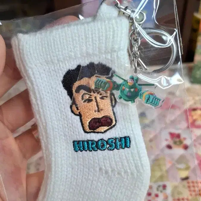 [SOLD OUT] 짱구는 못말려 아빠 신형만 양말 키링