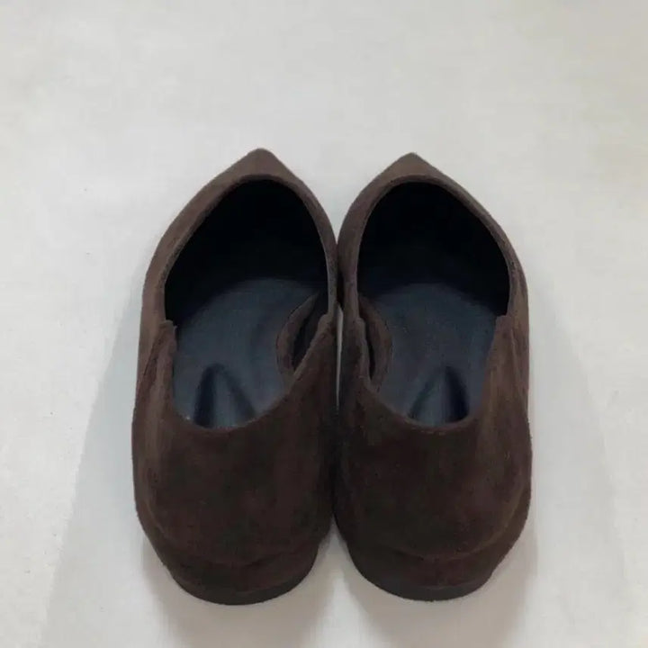 [BUNJANG] Stiletto Flat Shoes / Brown 245 / 스틸레토 플랫슈즈/브라운 245