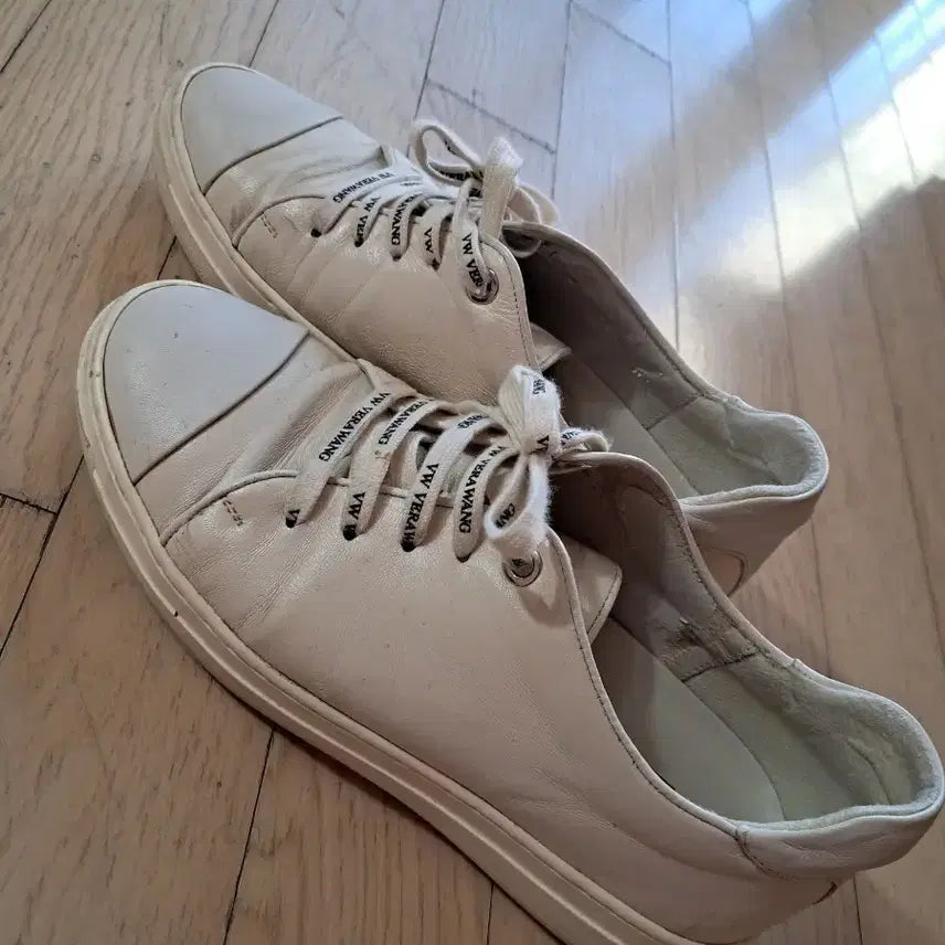[BUNJANG] Vera Wang Ivory Leather Sneakers / 베라왕 아이보리 스니커즈 운동화