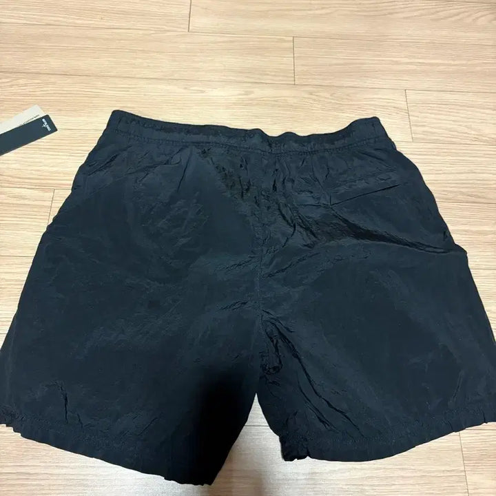 [BUNJANG] Stone Island Nylon Metal Shorts / [M] 스톤아일랜드 나일론메탈 블랙 반바지