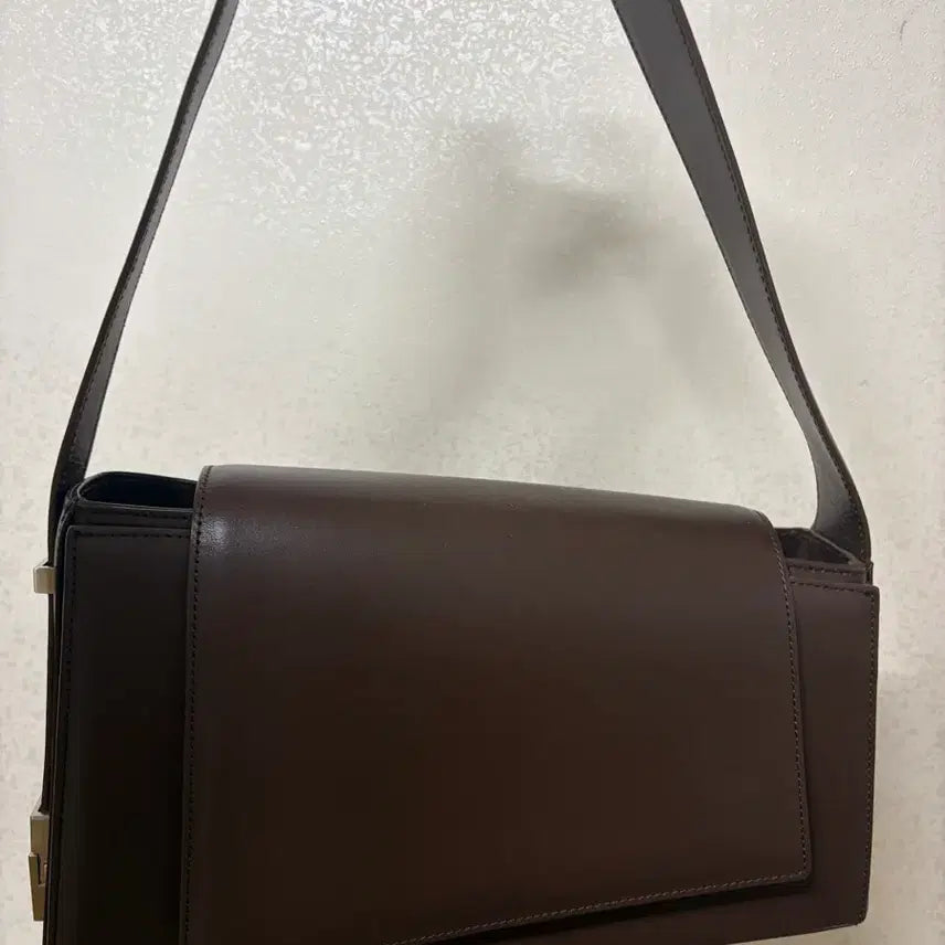 [BUNJANG] Osoi Shoulder Bag / 오소이 숄더백