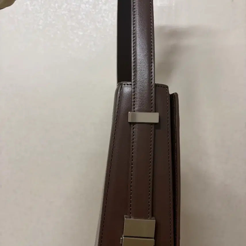 [BUNJANG] Osoi Shoulder Bag / 오소이 숄더백