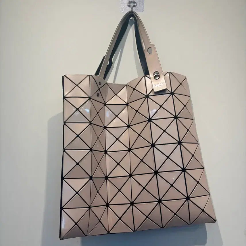 [SOLD OUT] 바오바오 루센트 토트백 베이지