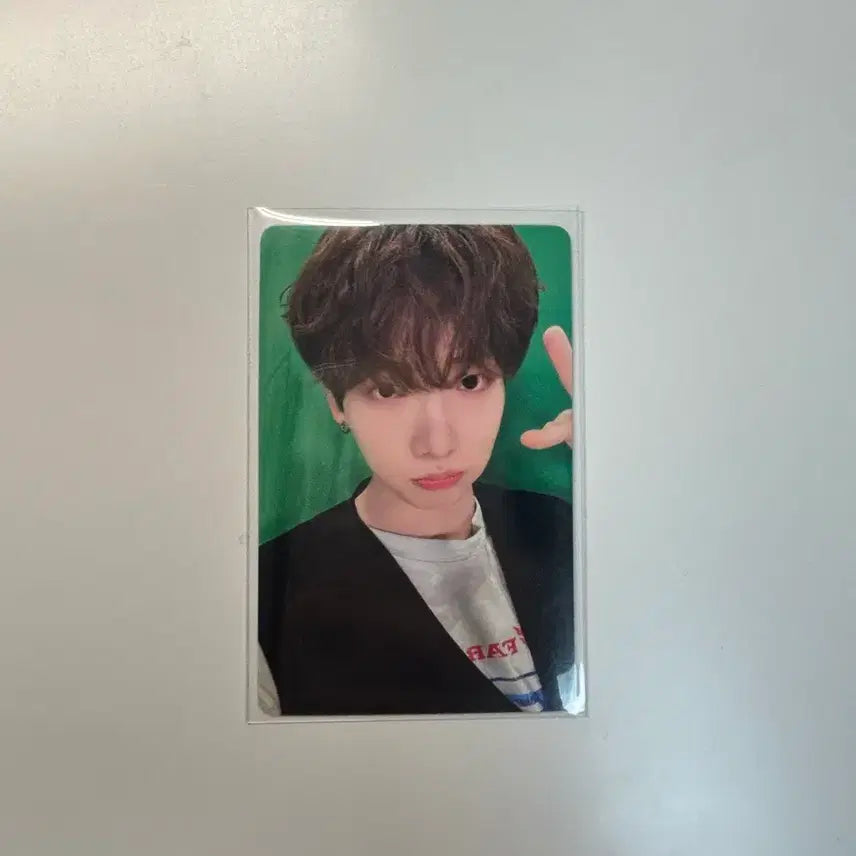 [BUNJANG] IZ*ONE Myungjaehyun Photocard / 명재현 19.99 이즈위 명재현 포카