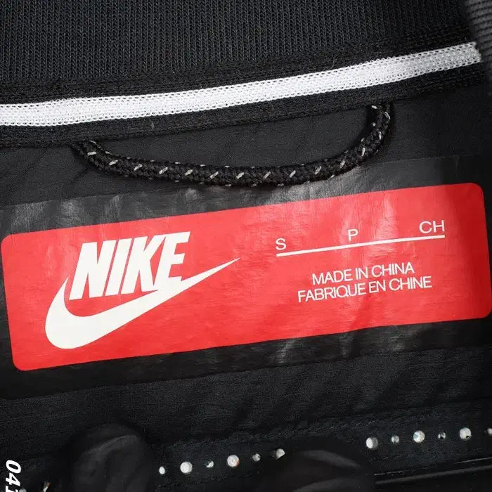 [BUNJANG] Nike Goose Down Patchwork Zip-up Jacket (Women&