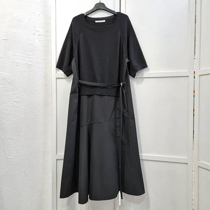 [BUNJANG] Renny Ron Knit Color Block Long Dress / 레니본 니트 배색 롱 원피스