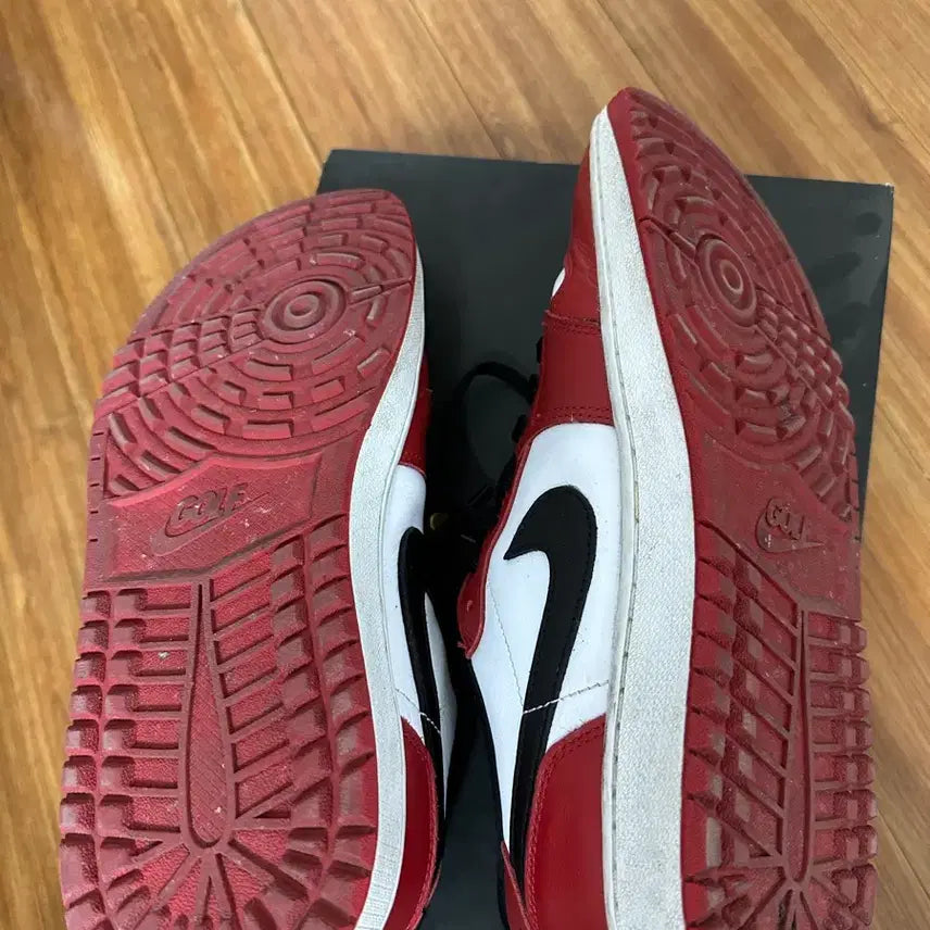 [BUNJANG] Nike Air Jordan 1 Low Chicago Sneakers / [280]나이키 에어 조던 1 로우 시카고