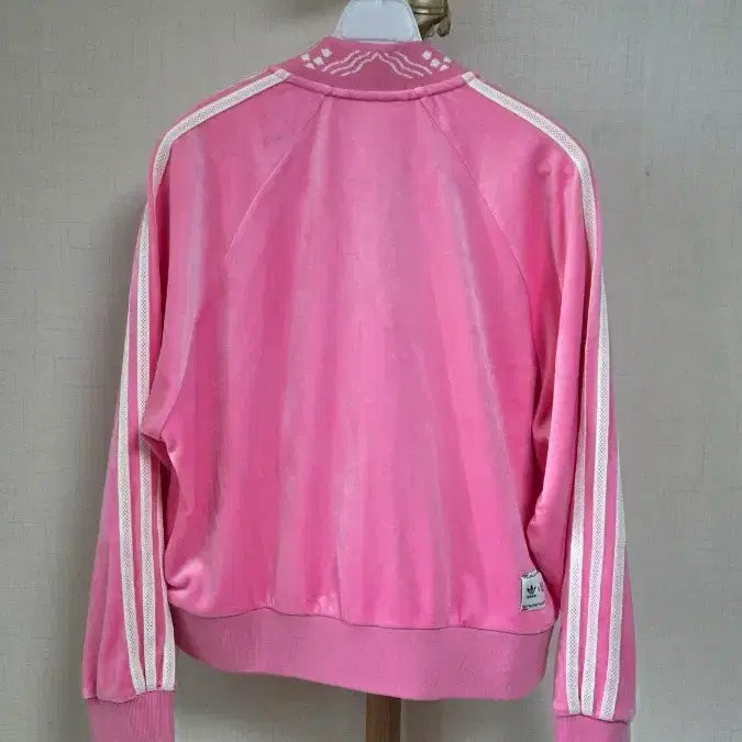 [BUNJANG] Adidas x Feifei Ruan Velour Cropped Jersey Pink L / 아디다스 x Feifei Ruan 벨루어 크롭 져지 핑크