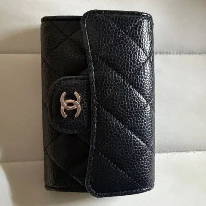 [SOLD OUT] 샤넬 캐비어 똑딱이 블랙 카드지갑