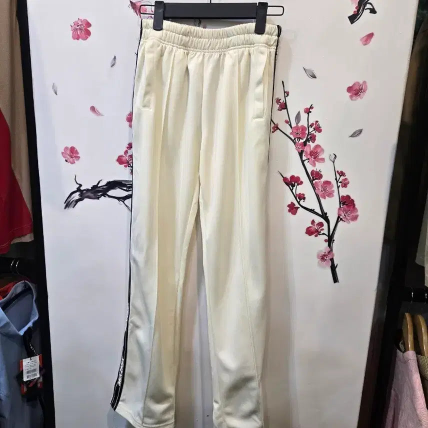 [SOLD OUT] 믹스엑스믹스  아이보리  트레이닝 바지 S 특가 상품