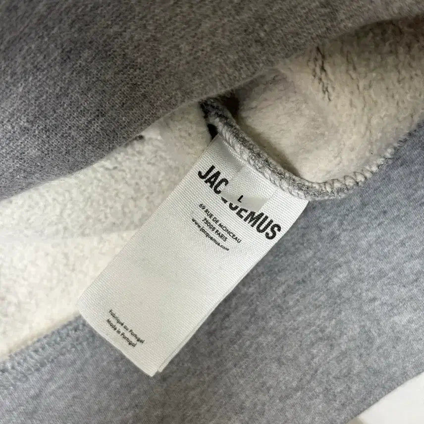 [SOLD OUT] JACQUEMUS 자크뮈스 후드티 그레이 L