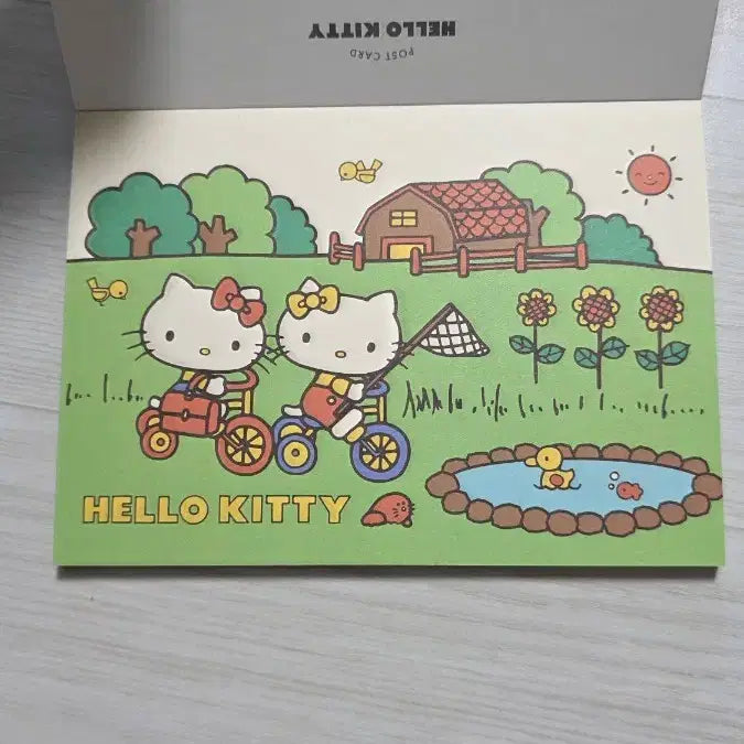 [SOLD OUT] 산리오 헬로키티 엽서북