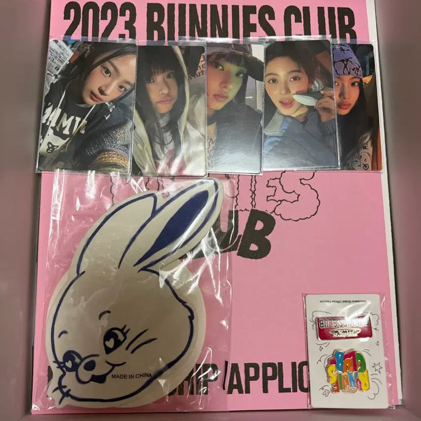[SOLD OUT] 뉴진스 버니즈클럽 키트 1기 2기 풀구성 일괄