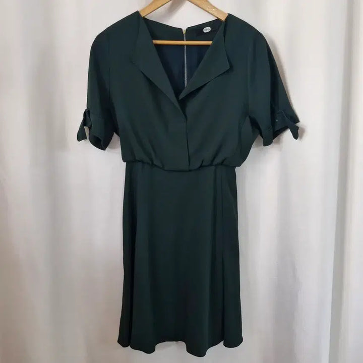[BUNJANG] DEWL Collar Pintuck Short Sleeve Dress Dark Green / 듀엘 카라넥 핀턱 반팔 원피스 다크그린