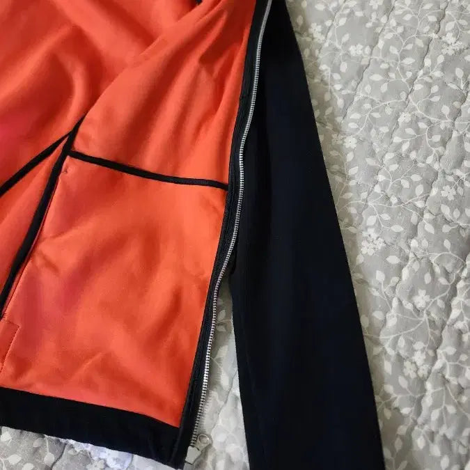 [SOLD OUT] applerind 네이비/오렌지 컬러 집업 자켓