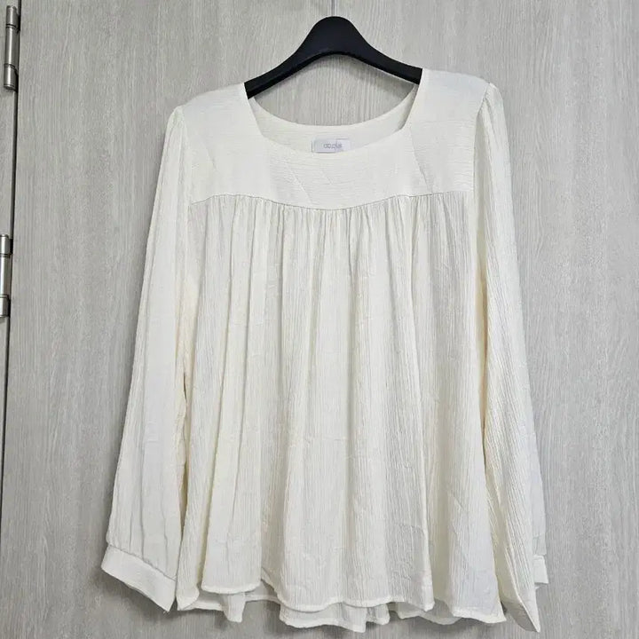 [BUNJANG] ab.plus Shirred Peplum Blouse (White) / [새상품/브랜드]ab.plus 셔링 페플럼 블라우스(화이트/55~66)