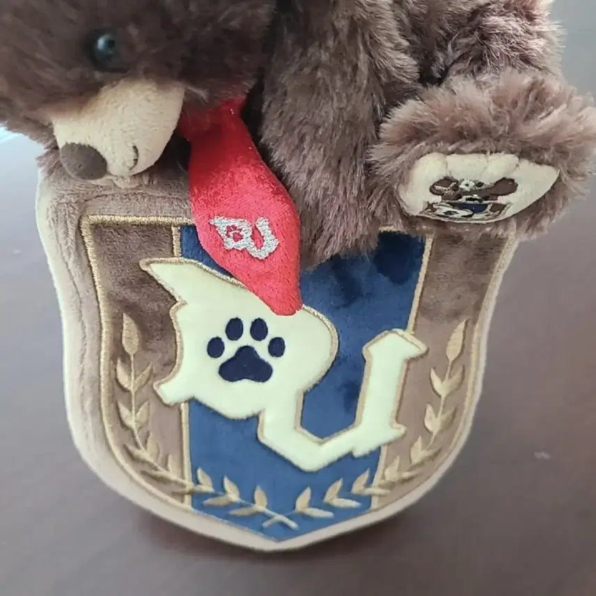 [SOLD OUT] 디즈니 유니베어 일본 갈색 곰인형 + 왕관 &amp; 넥타이