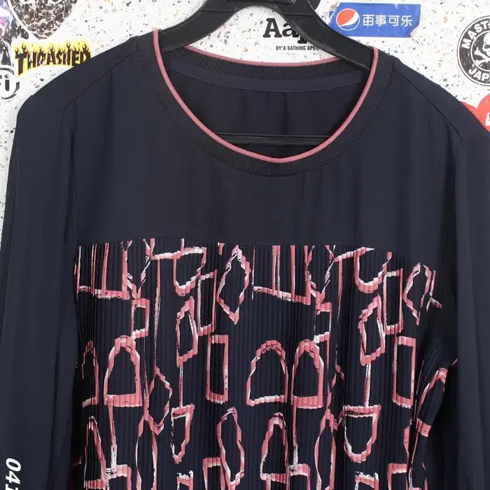 [BUNJANG] O.A.RO Pattern Pleats Blouse Navy / 여성55/ O.A.RO 패턴 플리츠 블라우스티NV A-31