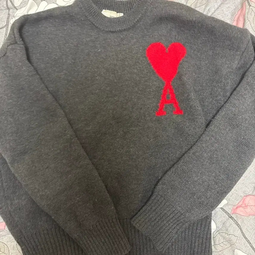 [SOLD OUT] 아미 AMI 하트 로고 울 니트 그레이