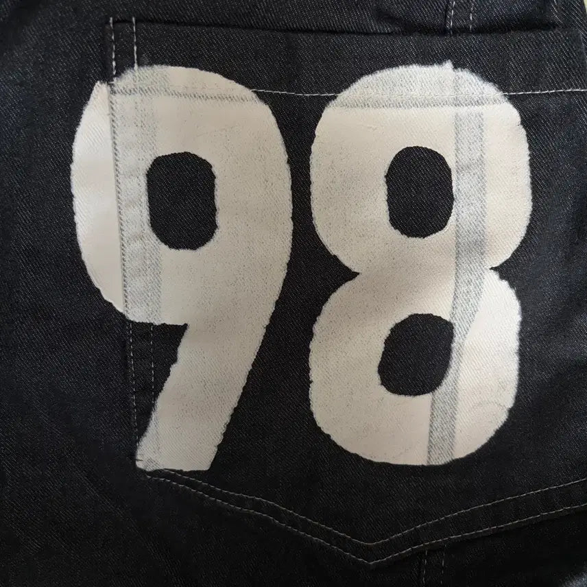 [BUNJANG] Akom 98 Printed Knee Pin-tuck Denim Pants / 아캄 98 Printed Knee Pin-tuck Denim Pants