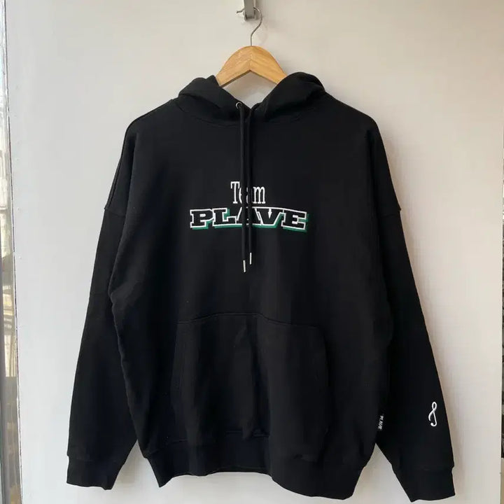 [SOLD OUT] (새상품) 플레이브 블랙 후드티셔츠 M