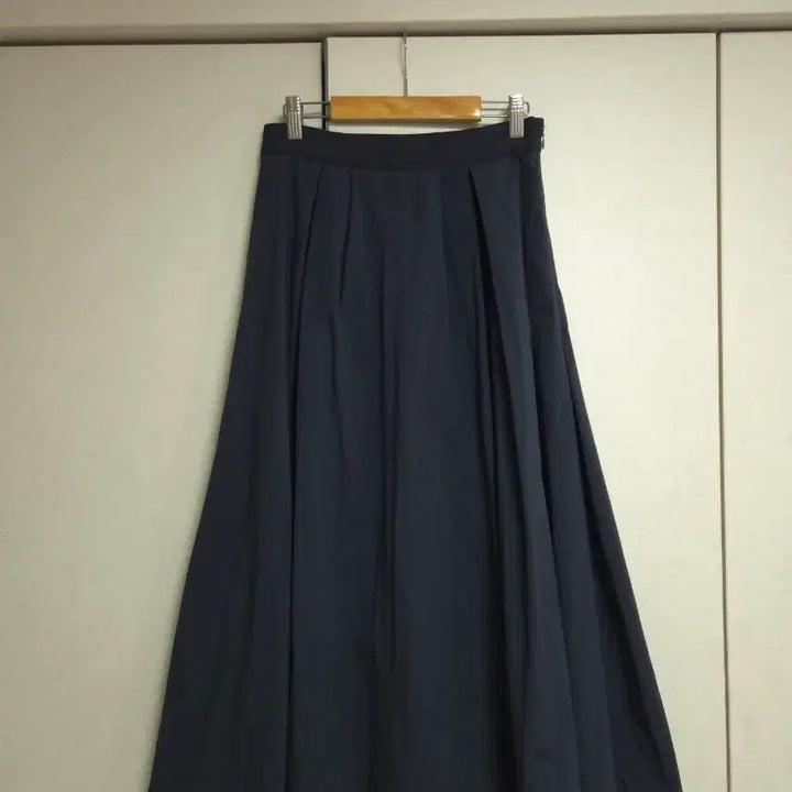 [SOLD OUT] 씨씨콜렉트 밴딩 바스락 롱스커트