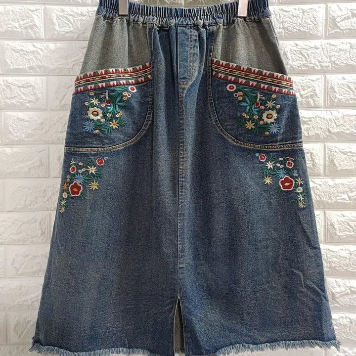 [BUNJANG] Unique Embroidery Banding Denim Skirt / 유니크자수 밴딩 데님스커트