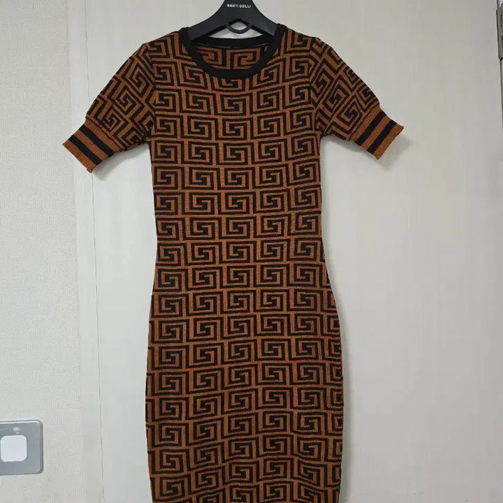[BUNJANG] FF Pattern Knit Long Dress / 마착용) 핏 이쁜 패턴 니트 롱원피스