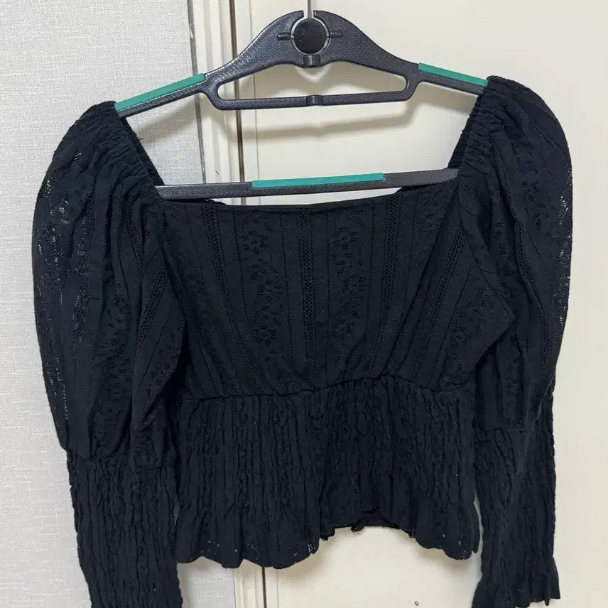 [SOLD OUT] 스키니피그 블라우스