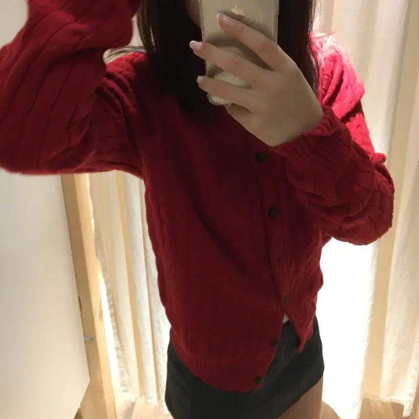 [BUNJANG] Brandy Melville Red Cable Knit Cardigan / 브랜디멜빌 빨간색 케이블 니트 가디건