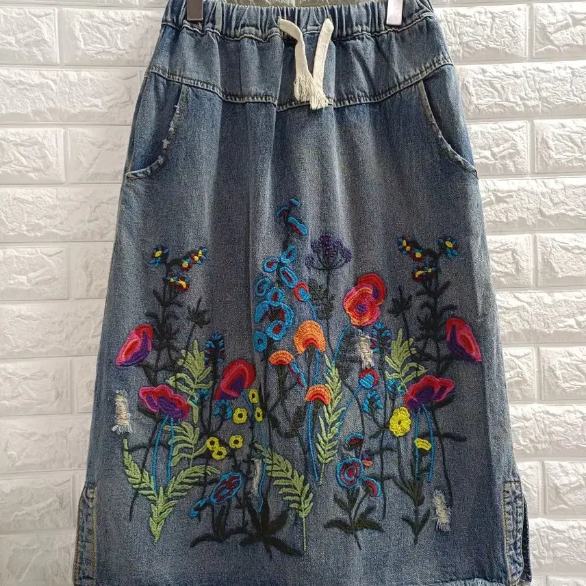 [BUNJANG] Embroidered Denim Skirt with Elastic Waistband / 플라워자수 밴딩 데님스커트