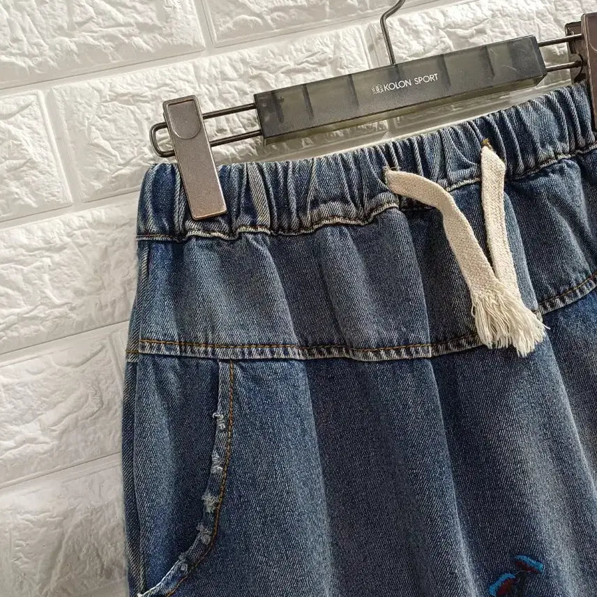 [BUNJANG] Embroidered Denim Skirt with Elastic Waistband / 플라워자수 밴딩 데님스커트