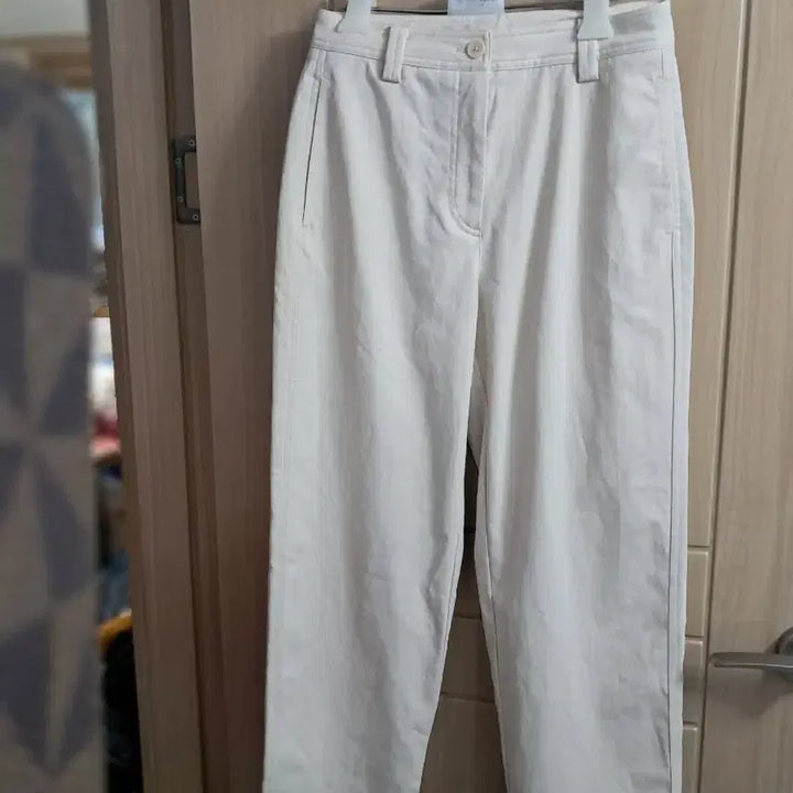 [BUNJANG] Topten Slim Fit Ivory Pants / 탑텐 26