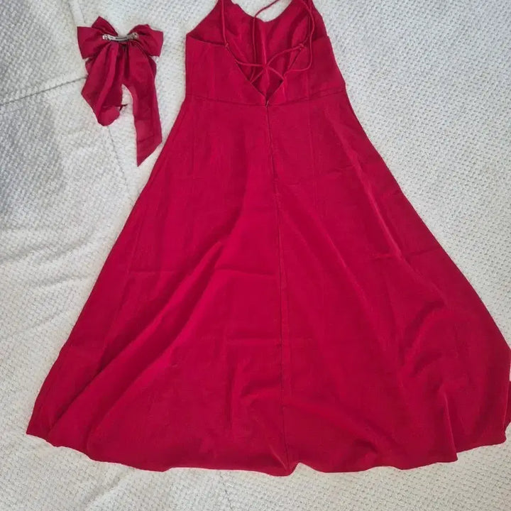 [BUNJANG] Red Sleeveless Long Dress with Ribbon Hairpin / 레드 나시 롱원피스 + 리본 머리핀 (~4/27까지 판매)
