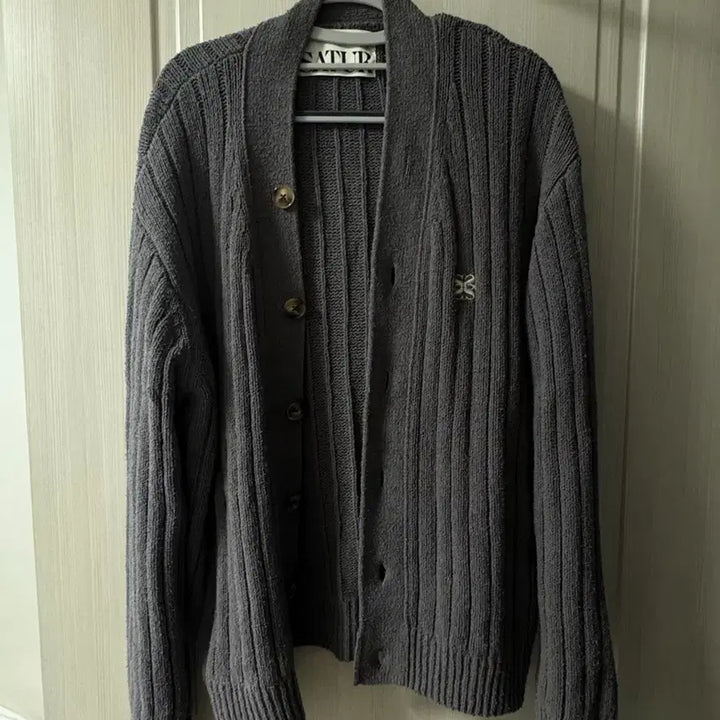 [BUNJANG] Satur Bouclé Cardigan Charcoal Grey / 세터 SATUR 부클 가디건 차콜 그레이