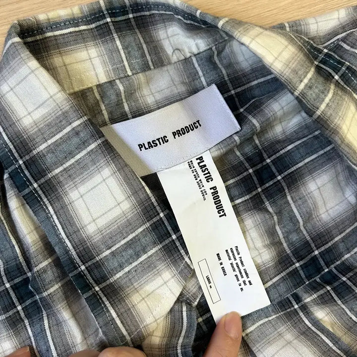 [SOLD OUT] 플라스틱 프로덕트 체크셔츠