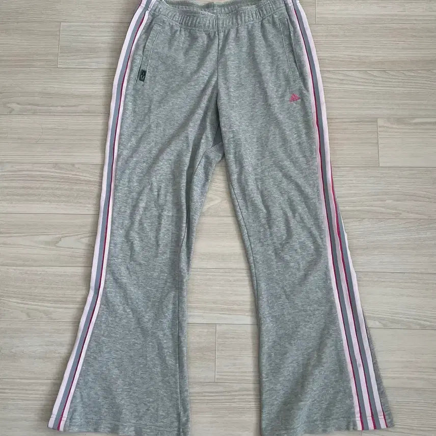 [BUNJANG] Adidas Bootcut Track Pants / 아디다스 부츠컷 트랙팬츠