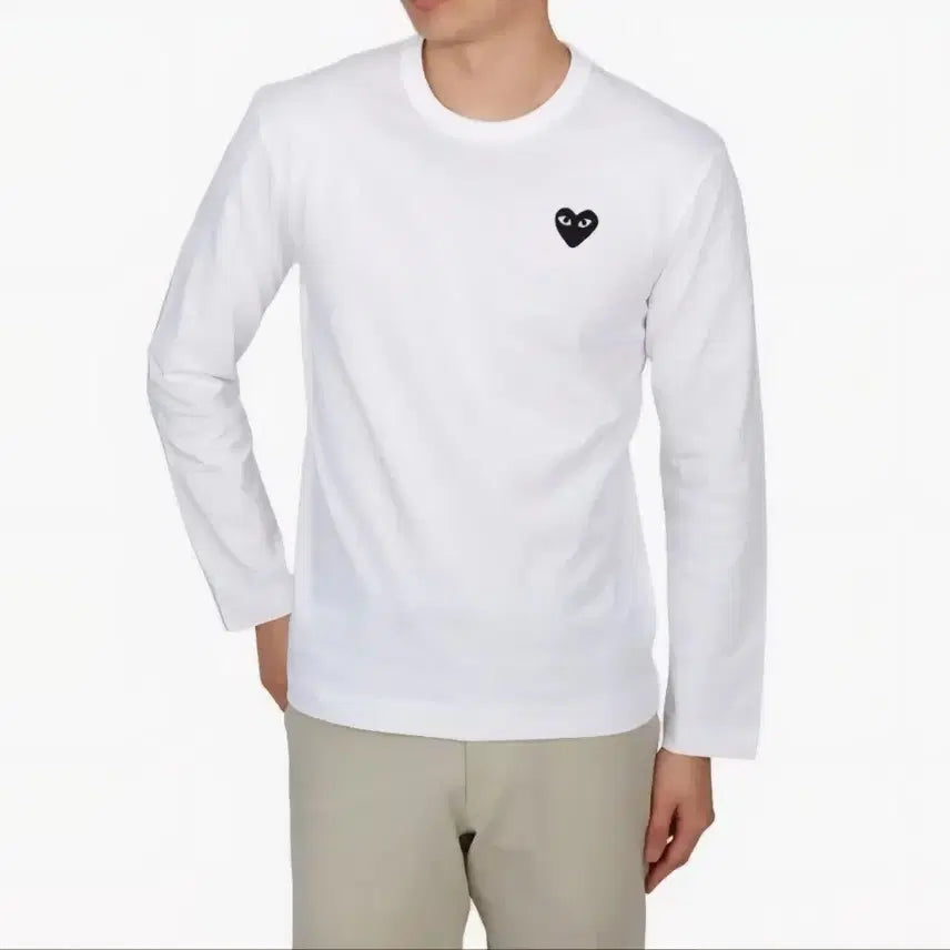 [BUNJANG] Comme des Garcons Black Heart Long Sleeve T-shirt White / 꼼데가르송  하트블랙 와펜 롱슬리브 티셔츠 화이트