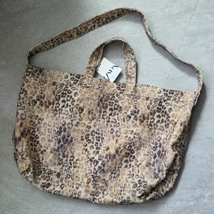 [BUNJANG] Zara Leopard Print Crossbody Bag / 자라 레오파드 크로스백