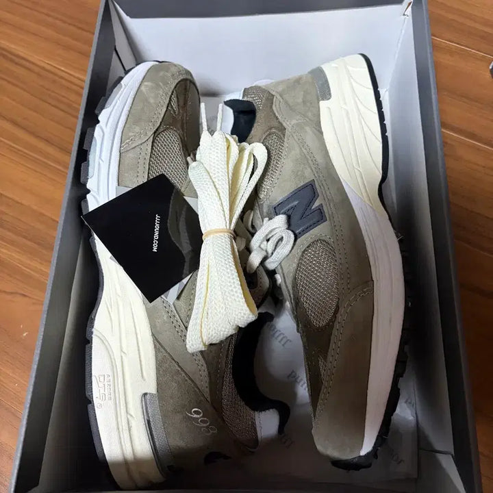 [BUNJANG] New Balance JJJJOUND 993 Sneakers (275) / 뉴발란스 993 지운드 JJJJOUND 275 판매