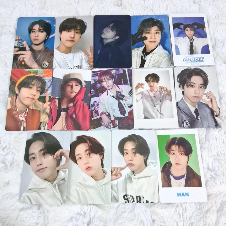 [SOLD OUT] 스트레이키즈 스키즈 한 포카 일괄 양도